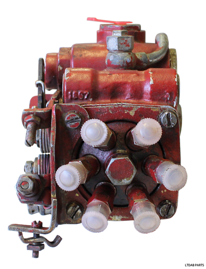 Renoverad dieselpump IH 826 (LA20)