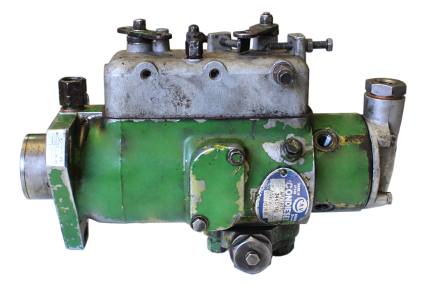 Renoverad Dieselpump JD 2140. REF: AR72870