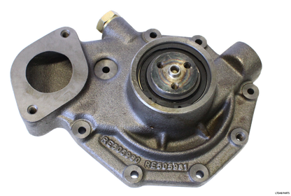 Vattenpump JD 6010-7920. REF: RE500734 (Butik 18)