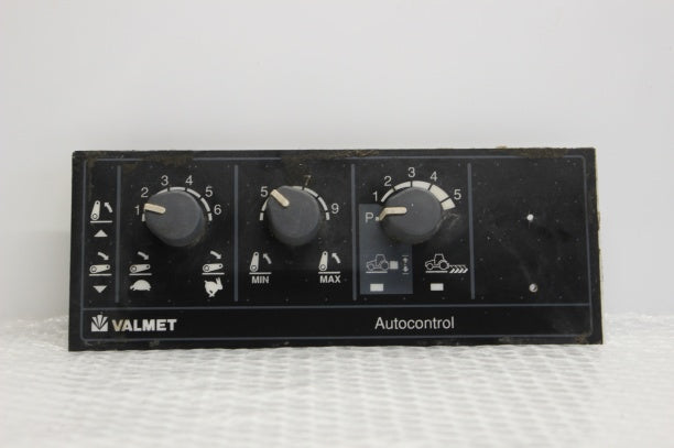 Instrumentpanel Valmet 8100