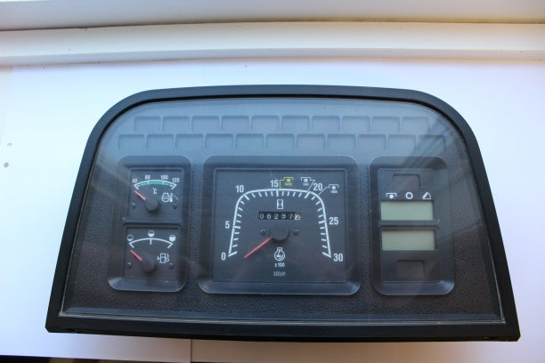 Instrumentpanel NH 8160 - 00