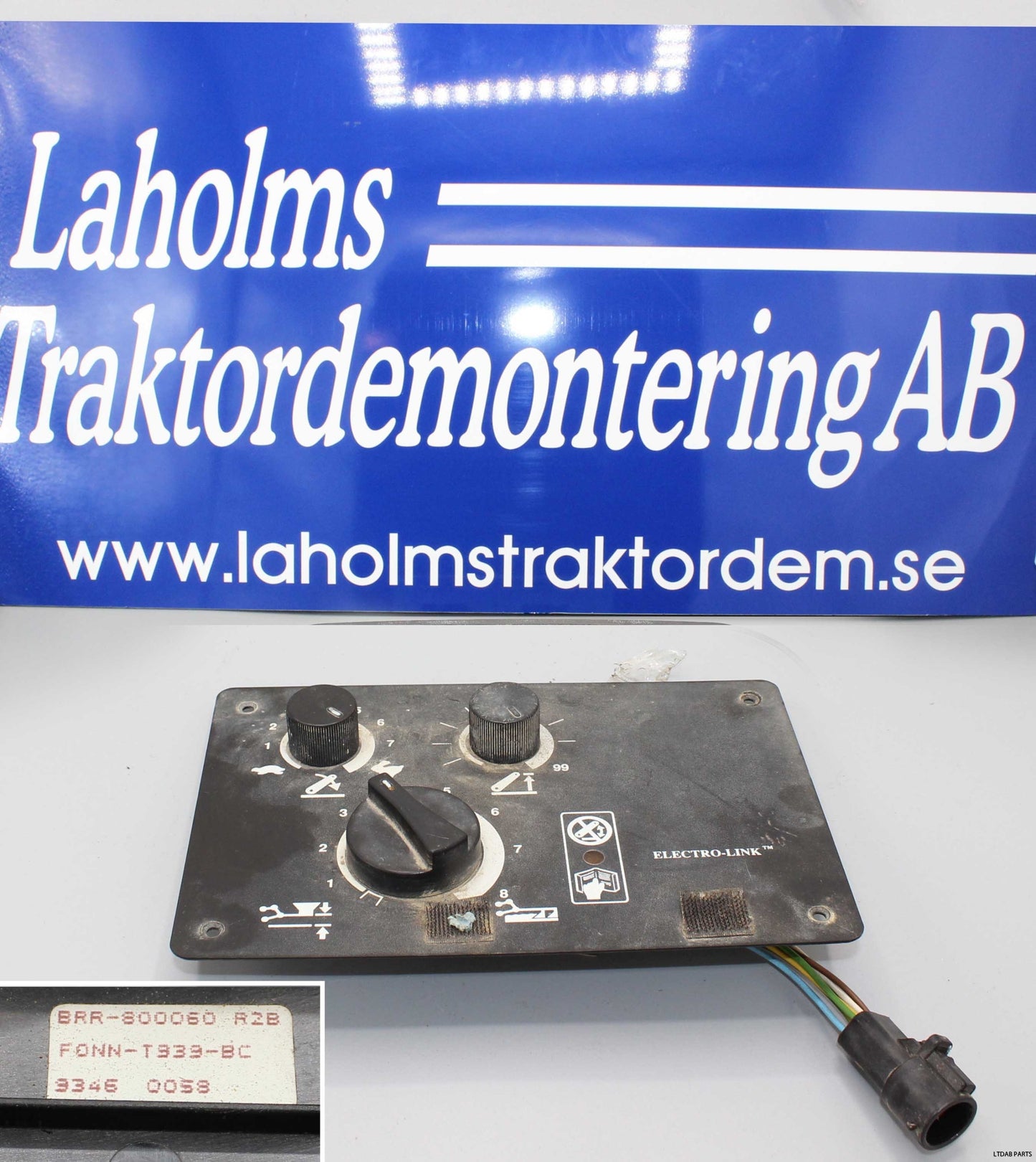 BEG Databox från Ford 7840 (Å 30 Nr150)